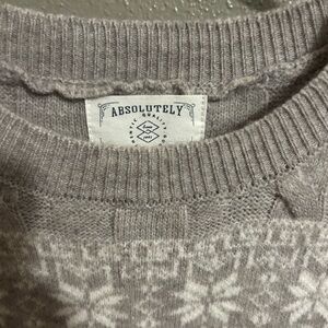 Absolutely Soft Gray Snowflake Sweater. Brand New.